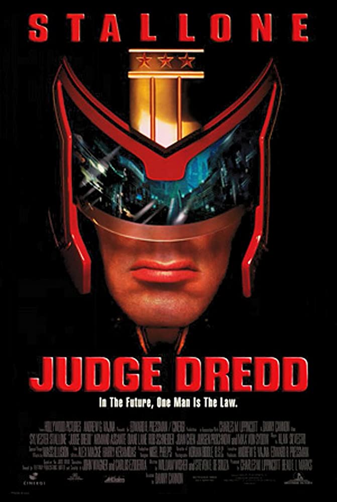 Judge Dredd ( 1995 )